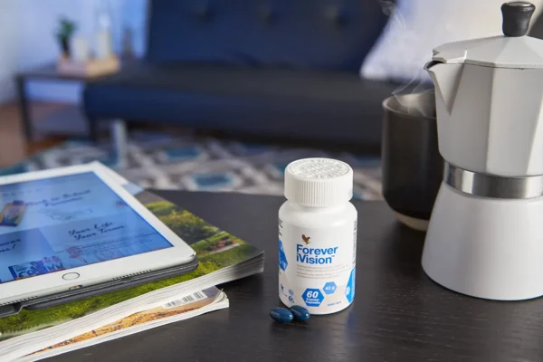 Forever iVision Za normalan vid u digitalnom dobu. FOREVER VISION UZ KAPI FOREVER ACTIVATORA I 0.5 dcl ALOE VERA GEL NA DAN,  ŠTITI I REGENERIŠE VAŠ VID.